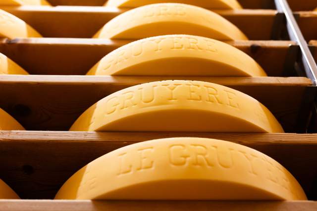 Restaurant 2 étoiles Michelin Noirmont, Suisse · Maison Wenger 