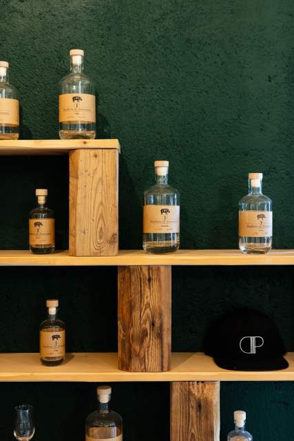 Restaurant 2 étoiles Michelin Noirmont, Suisse · Maison Wenger 