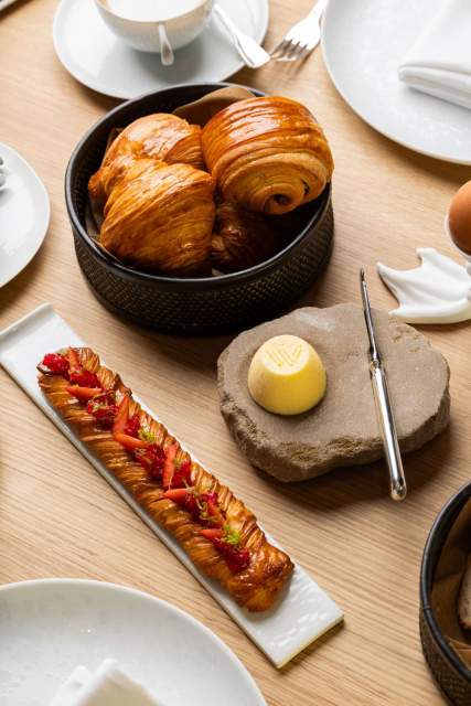 Restaurant 2 étoiles Michelin Noirmont, Suisse · Maison Wenger 